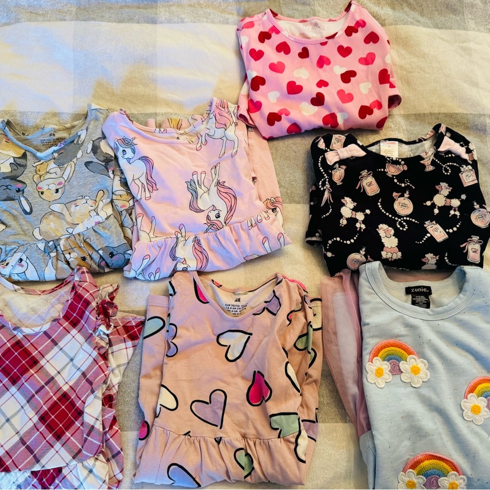 Lot girl dresses(7piece) size 5-6 H&M